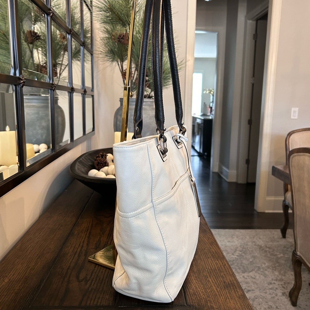 Tignatello white pebbled leather tote bag - Picture 3 of 16